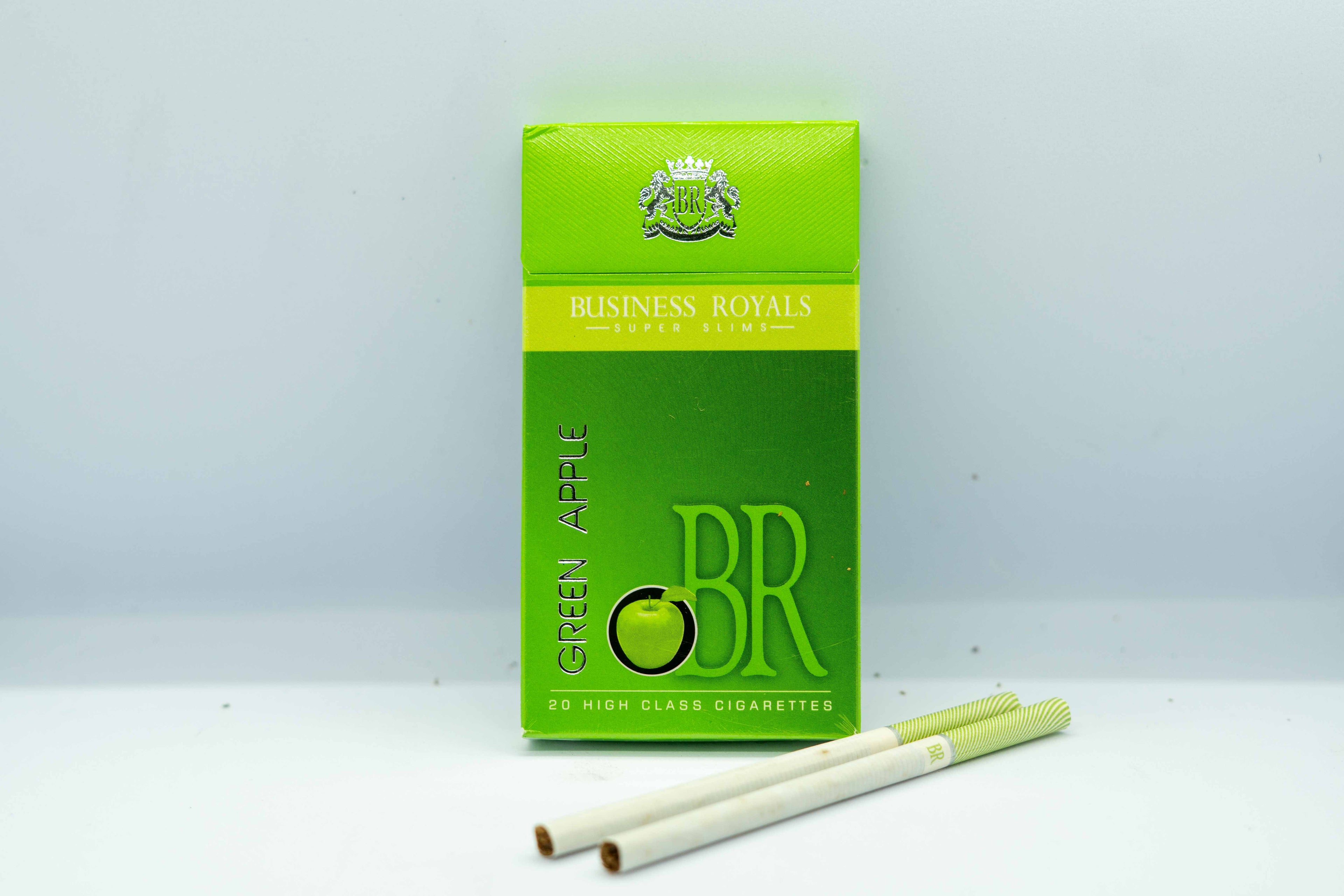 Business Royal Green apple  ( Per piece )
