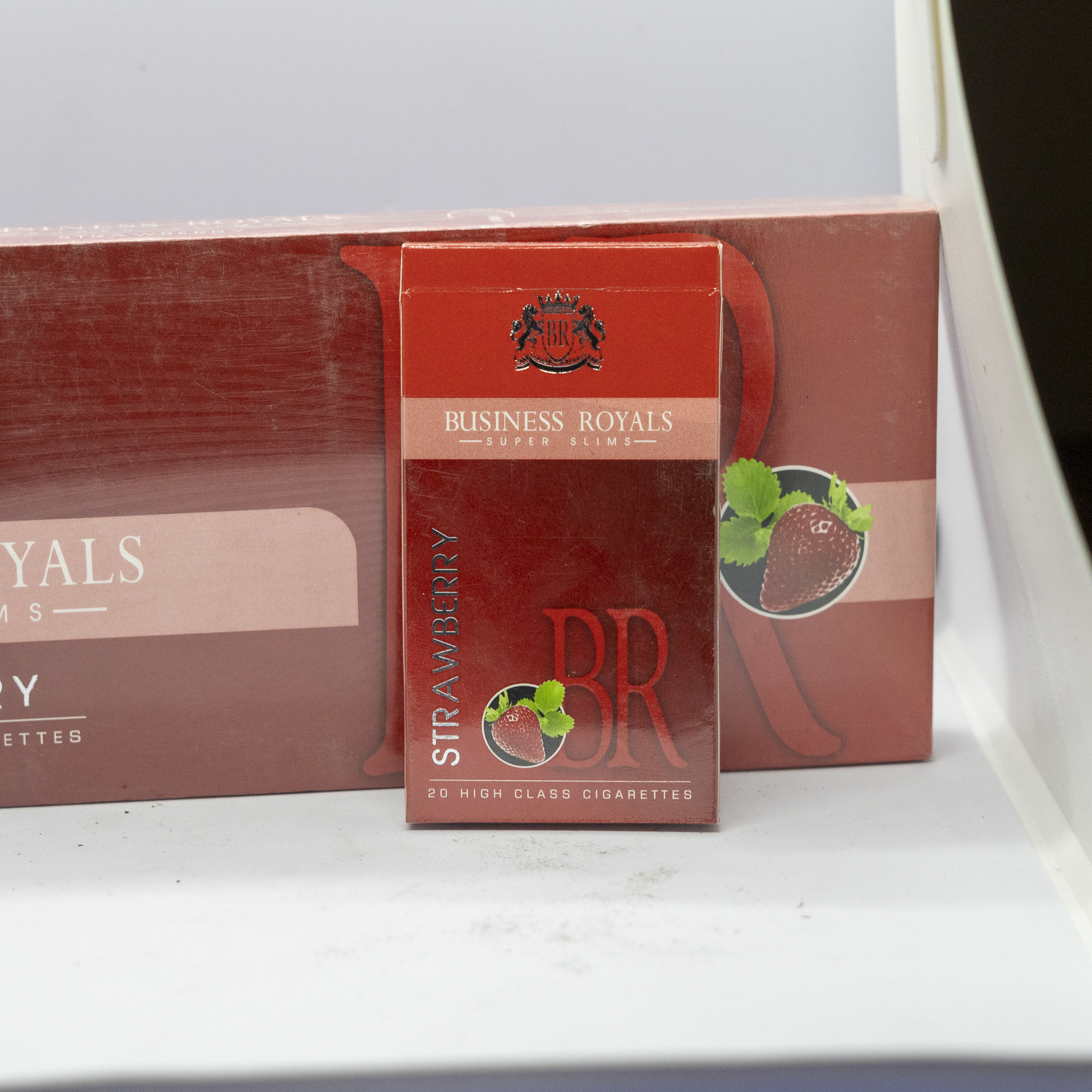Business Royal Cigarettes strawberry Full Box